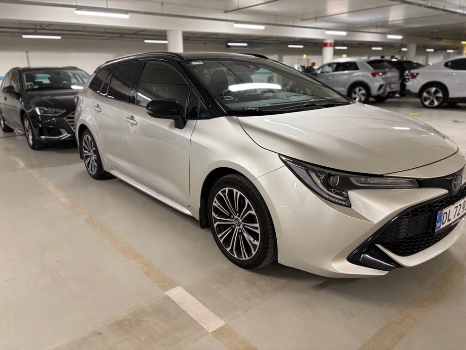 Toyota Corolla 2,0 Hybrid H3 Premium Touring Sports MDS 5d