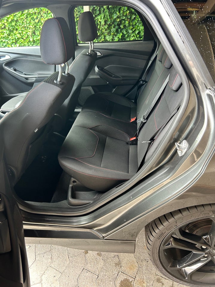 Ford Focus 1,0 SCTi 125 ST-Line stc. 5d