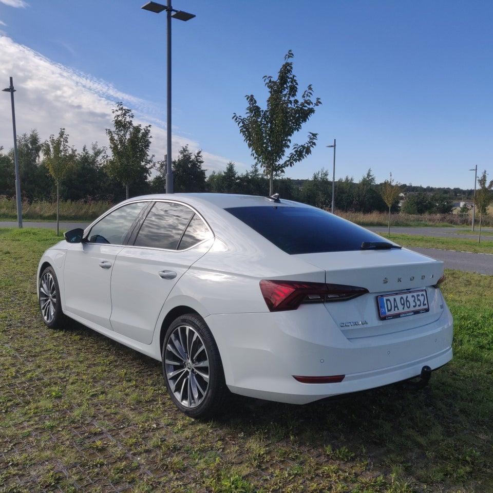 Skoda Octavia 1,4 TSi iV Plus DSG 5d