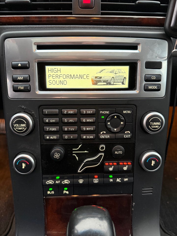 Volvo V70 2,4 D5 205 Summum aut. 5d