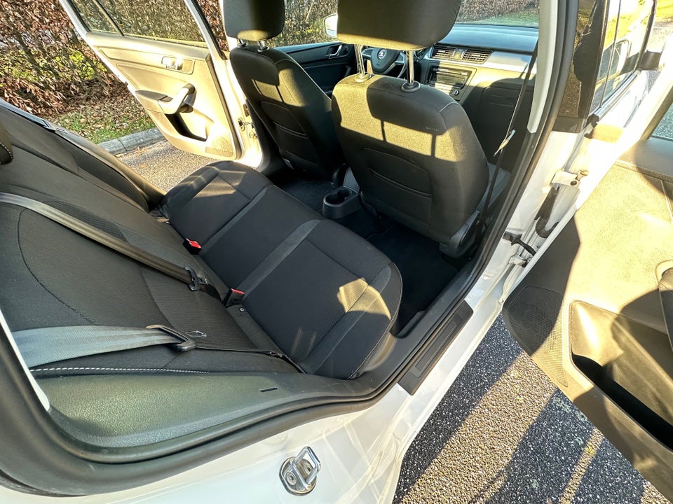 Skoda Rapid 1,2 TSi 105 Ambition Spaceback GreenTec 5d