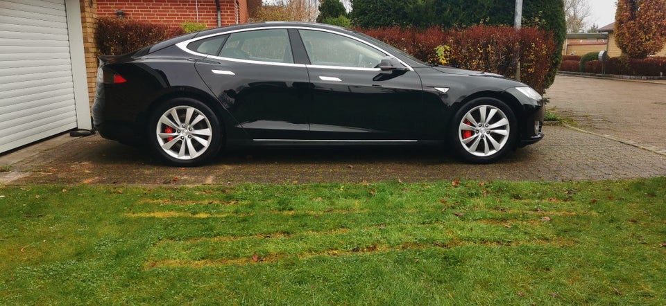 Tesla Model S P85 5d