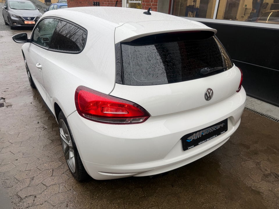 VW Scirocco 2,0 TDi 140 Sport DSG 3d