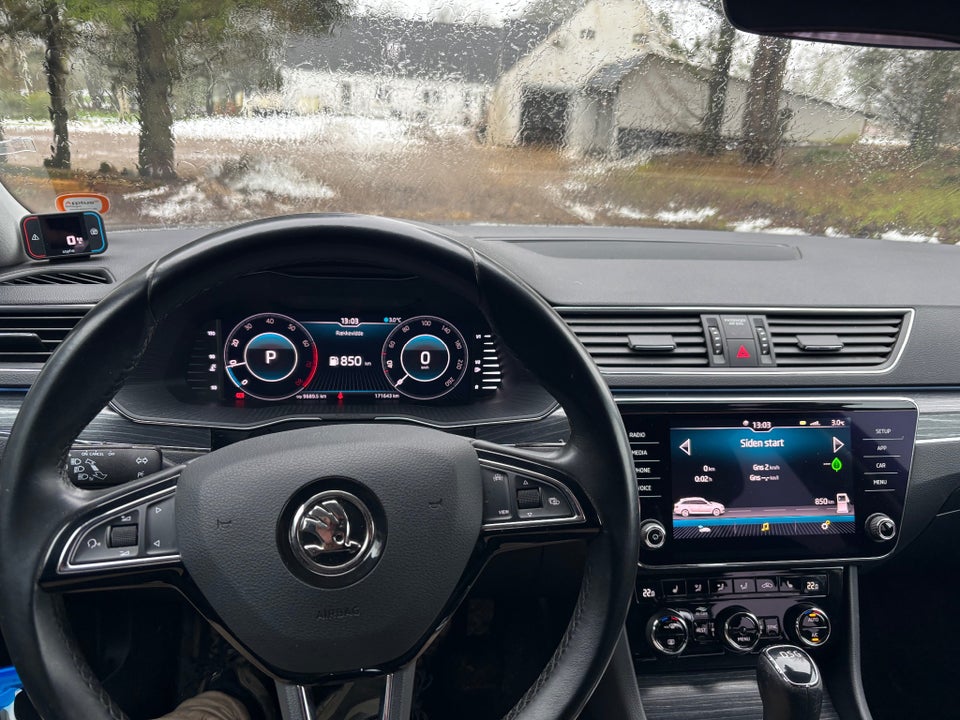 Skoda Superb 1,5 TSi 150 Business Executive Combi DSG 5d