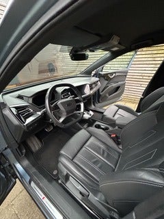 Audi Q4 e-tron 50 S-line quattro 5d