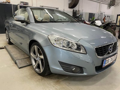 Volvo C70 2,5 T5 Summum aut. 2d
