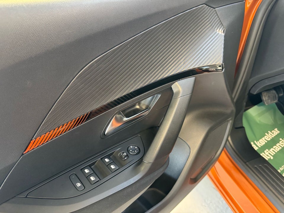 Peugeot 2008 1,2 PureTech 130 Active Pack EAT8 5d