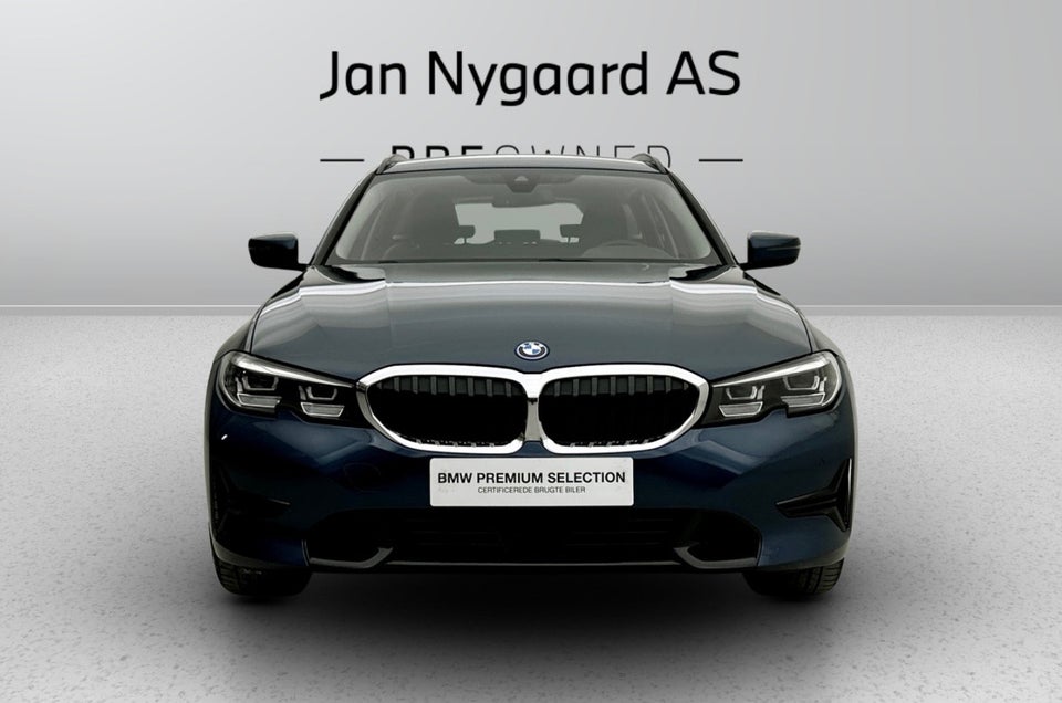BMW 330e 2,0 Touring Sport Line aut. 5d