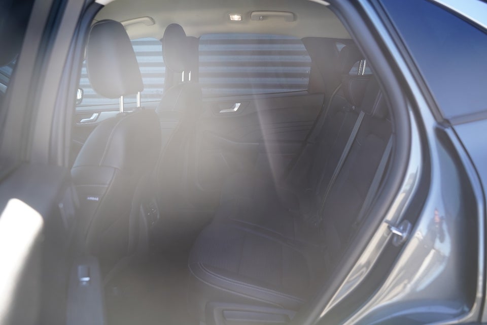 Ford Kuga 2,5 PHEV Titanium CVT 5d
