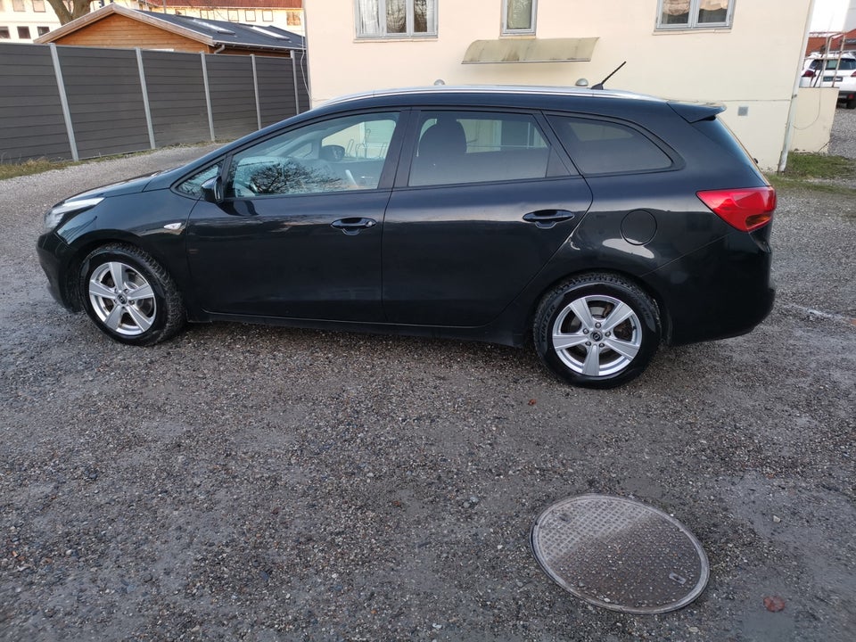 Kia Ceed 1,6 GDi Active+ SW 5d