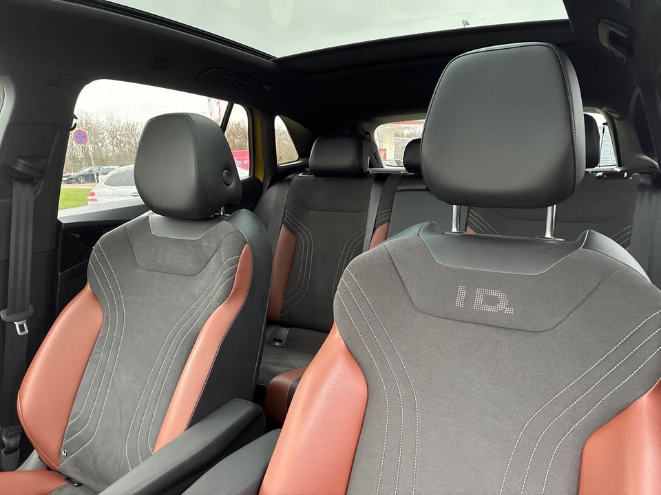 VW ID.4 77 Family Performance 5d