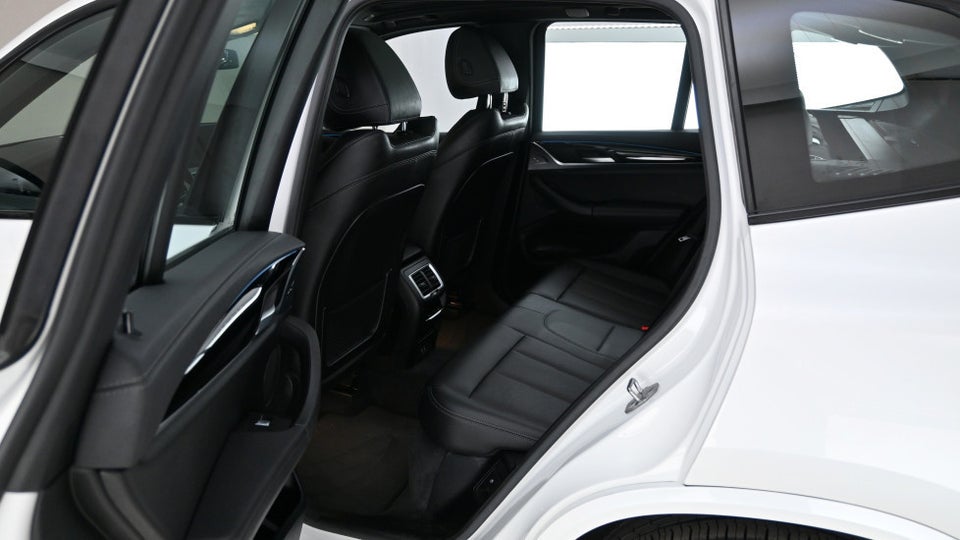 BMW iX3 Charged M-Sport 5d