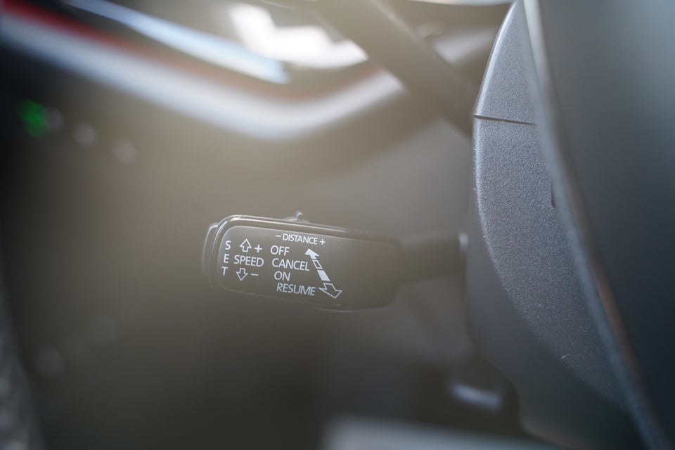 Skoda Octavia 1,4 TSi iV Plus Combi DSG 5d