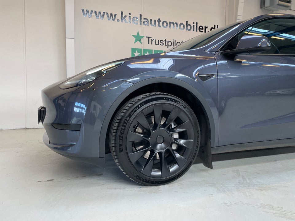 Tesla Model Y RWD 5d