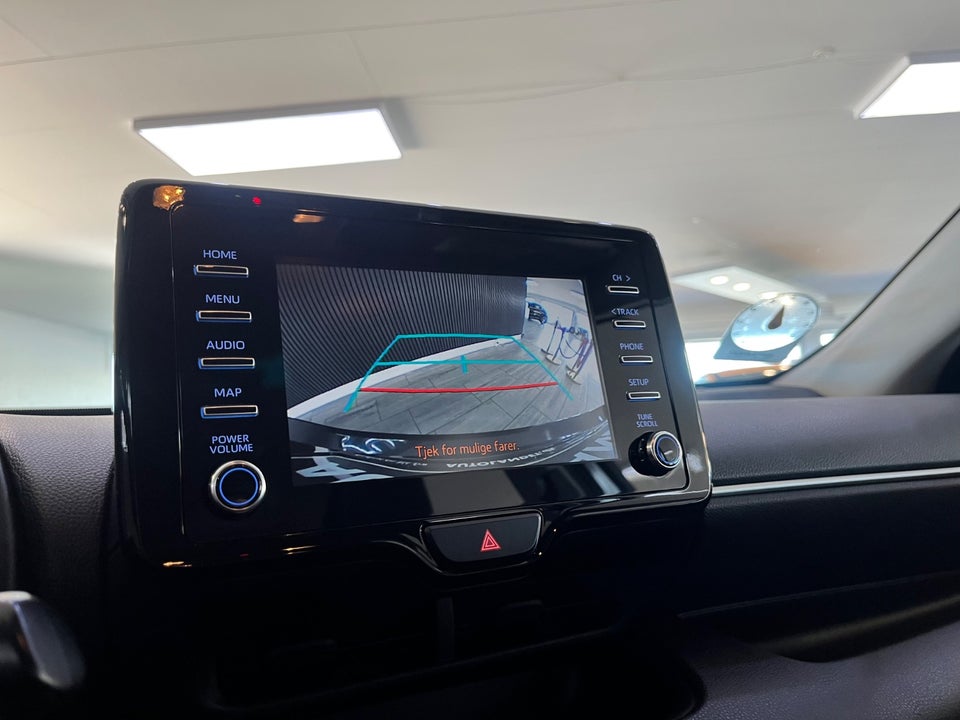 Toyota Yaris 1,5 Hybrid H1 e-CVT 5d