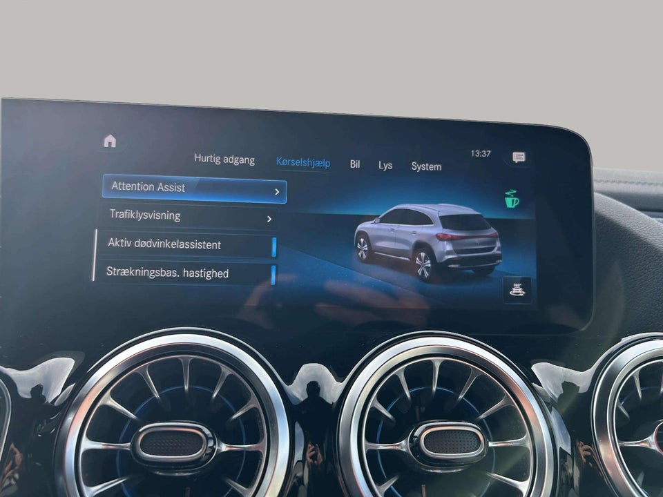 Mercedes EQA300 AMG Line Edition 1 4Matic 5d