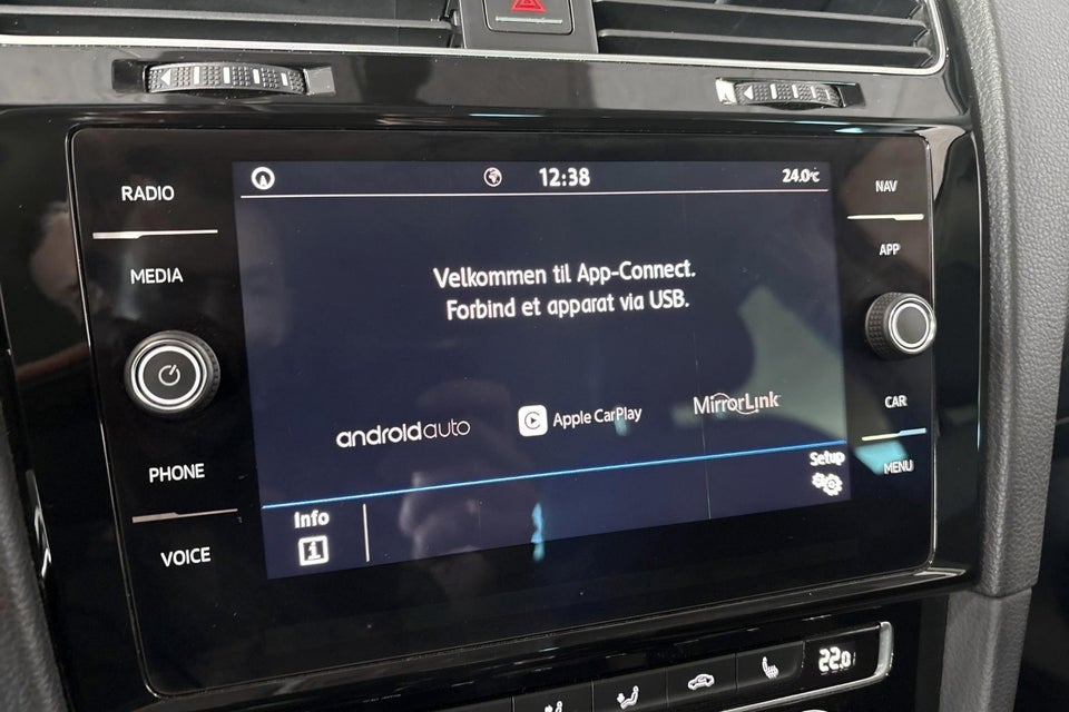 VW Golf VII 1,5 TSi 150 Highline Variant DSG 5d