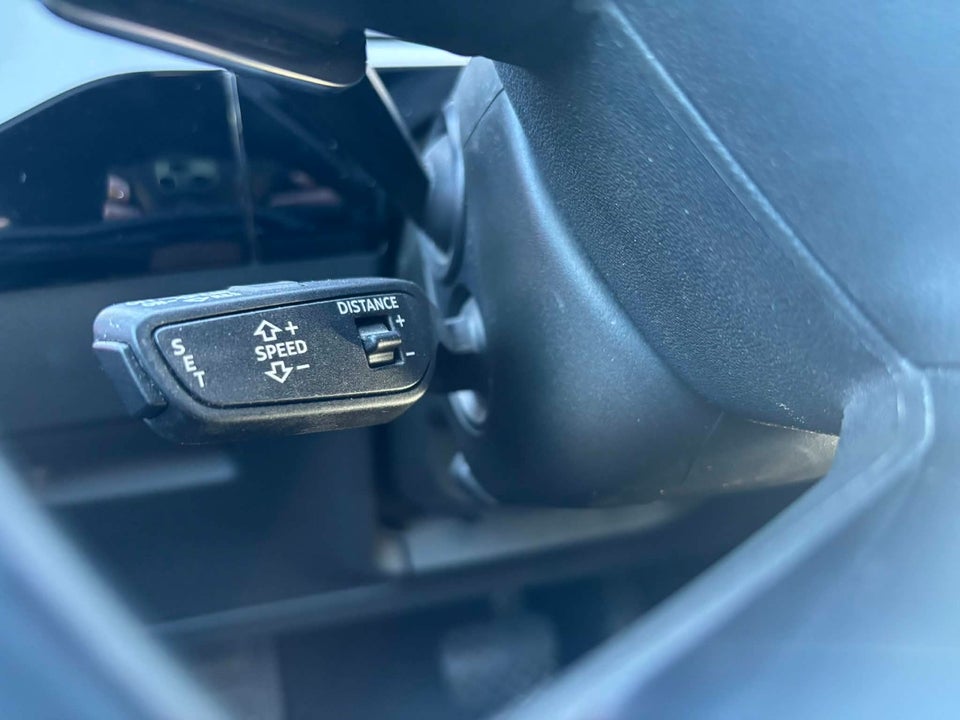 Audi e-tron 55 quattro 5d