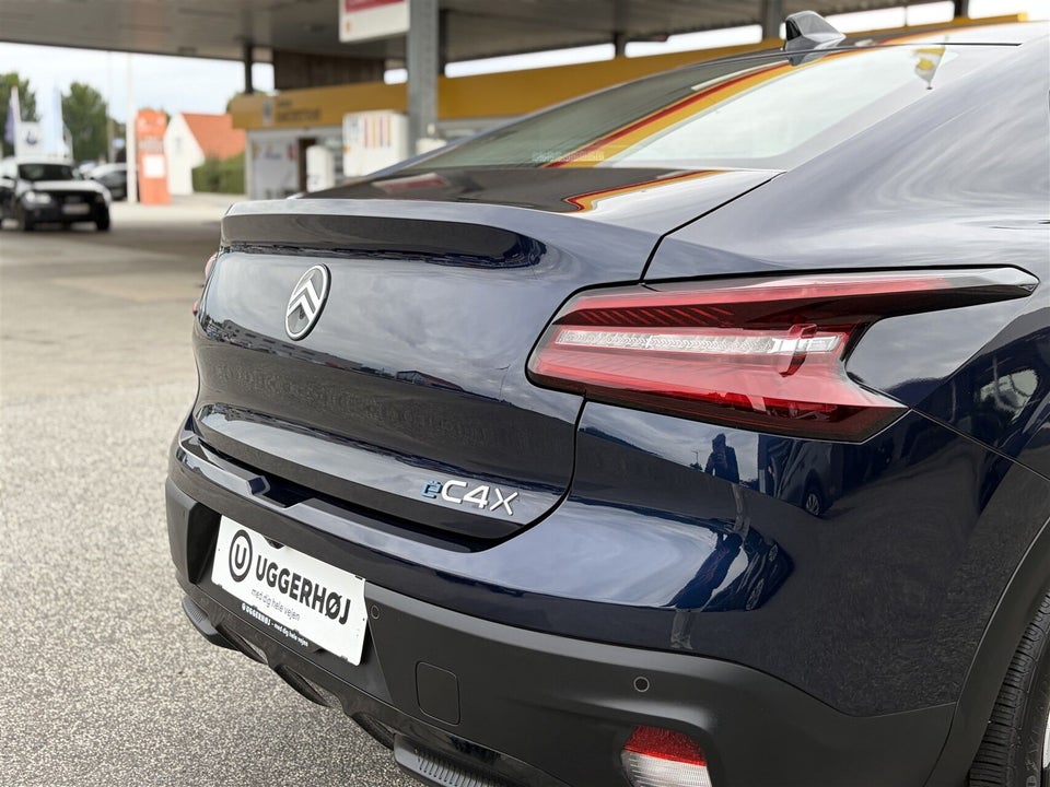 Citroën ë-C4 X 54 Plus 4d