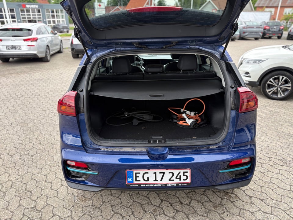 Kia e-Niro 64 Advance 5d