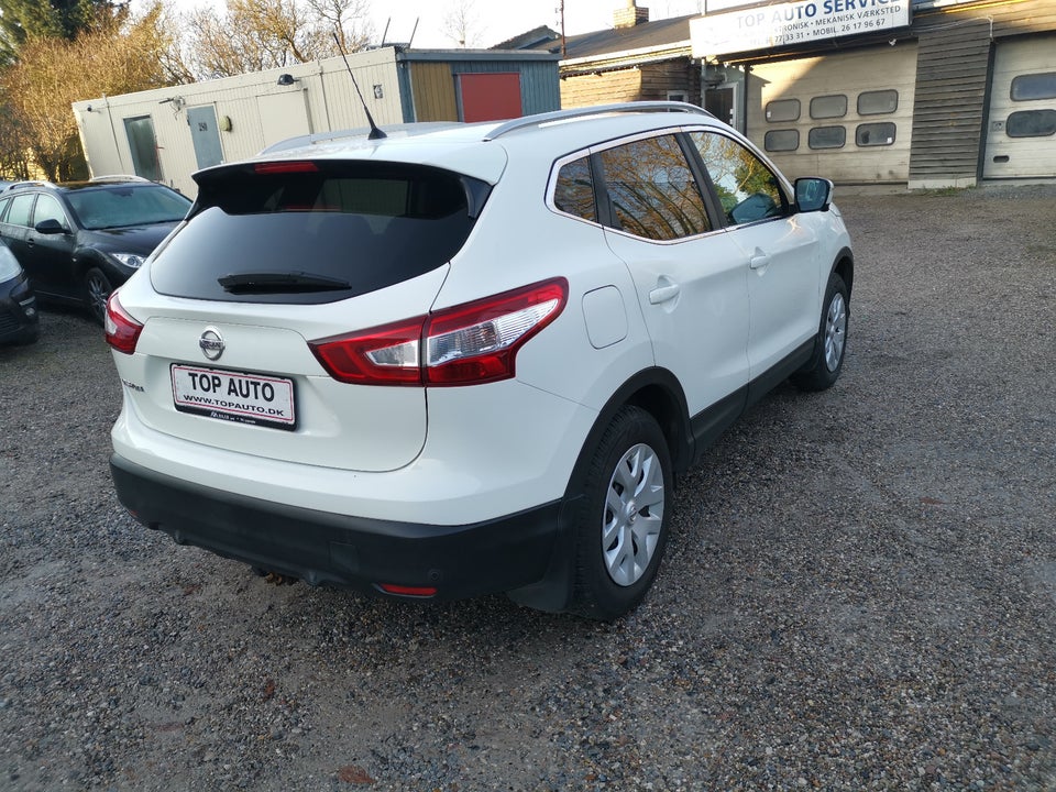 Nissan Qashqai 1,2 Dig-T 115 N-Tec 5d