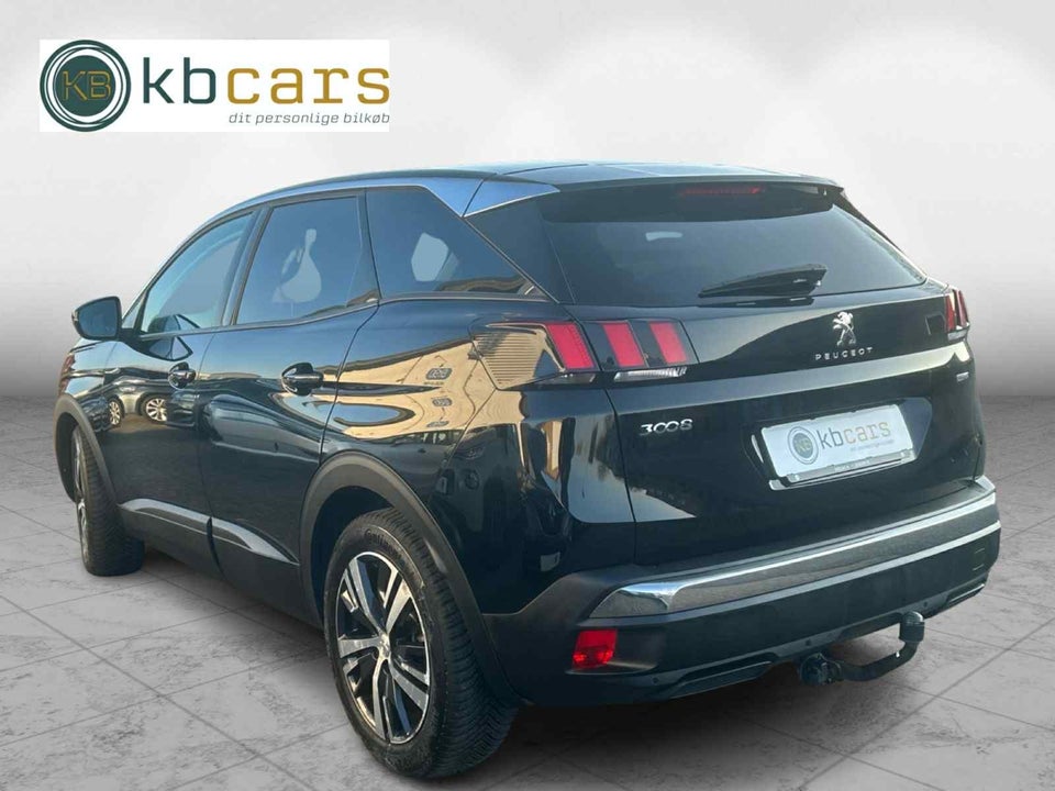 Peugeot 3008 1,2 e-THP 130 Active 5d