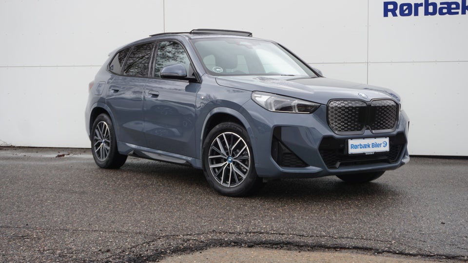 BMW iX1 xDrive30 M-Sport 5d