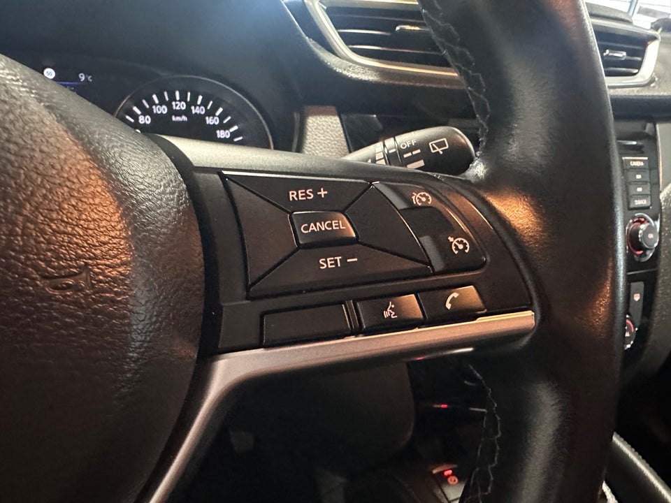 Nissan Qashqai 1,3 Dig-T 140 Tekna 5d