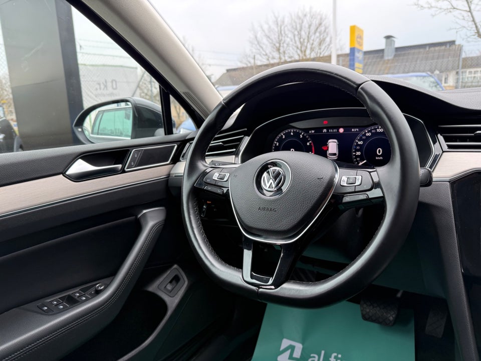 VW Passat 1,4 TSi 150 R-line Variant DSG BMT 5d