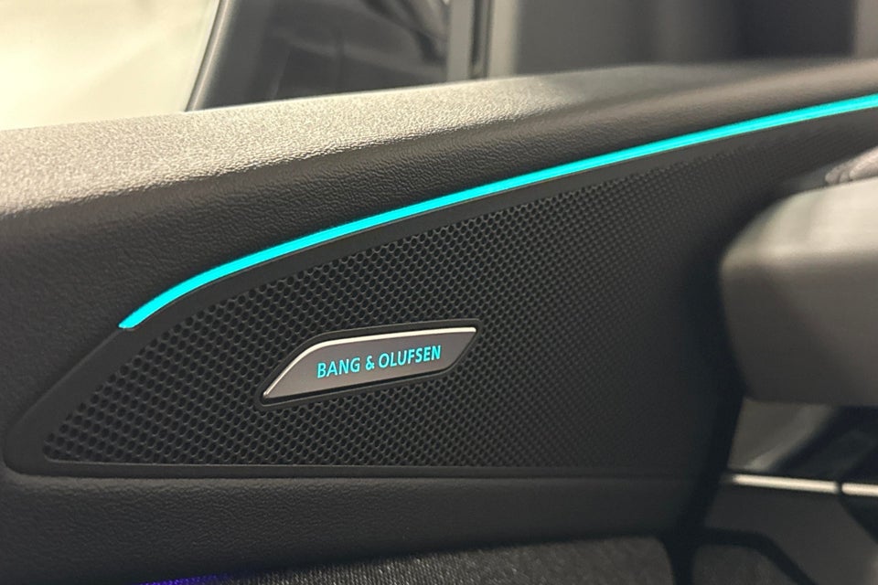 Audi Q6 e-tron Ultra quattro 5d