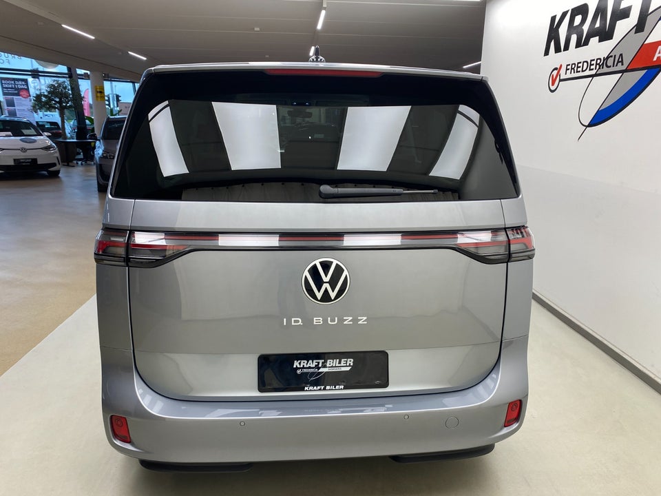 VW ID. Buzz 77 Style SWB 5d