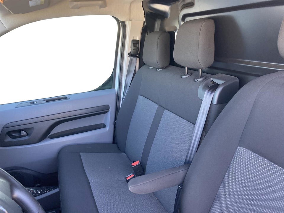 Toyota ProAce 2,0 D 144 Long Comfort 5d