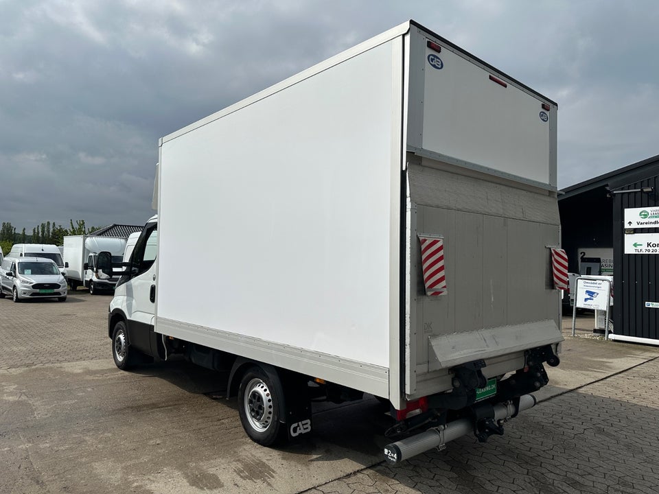 Iveco Daily 2,3 35S14 10,8m³ Van