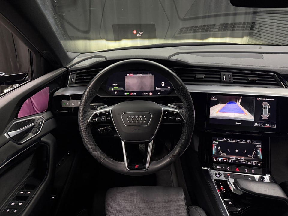 Audi e-tron 55 S-line quattro 5d