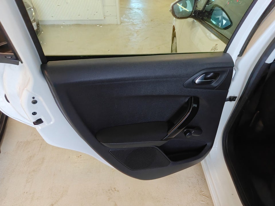 Peugeot 208 1,6 e-HDi 92 Active 3d