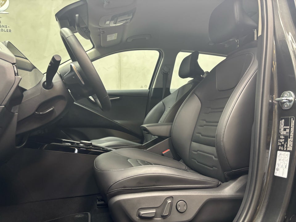 Kia Niro 64 EV Prestige 5d