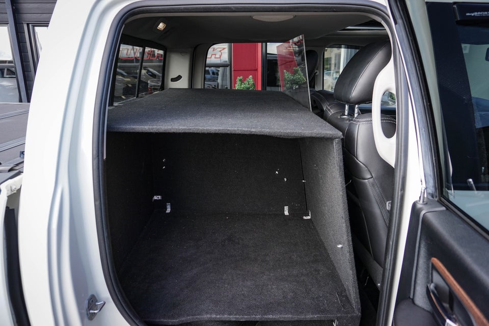 Dodge RAM 1500 5,7 V8 Laramie Crew Cab aut. 4x4 4d