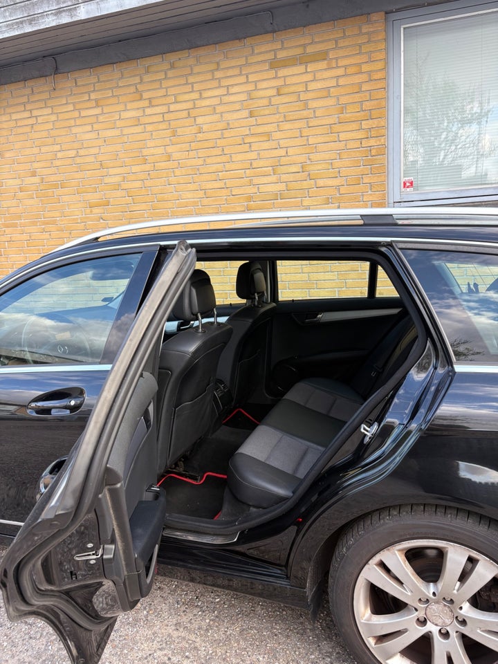 Mercedes C220 2,2 CDi Avantgarde stc. aut. BE 5d