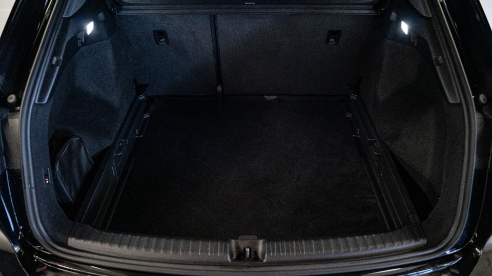 Audi Q4 e-tron 40  5d