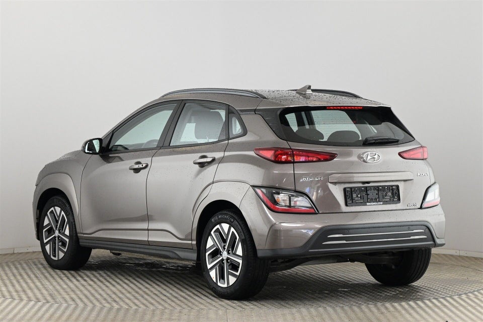 Hyundai Kona 39 EV Essential 5d