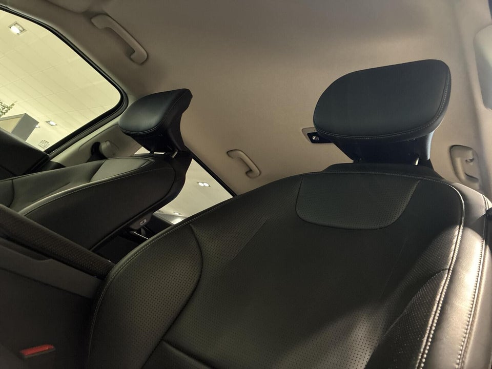 Kia EV6 84 Long Range Upgrade 5d