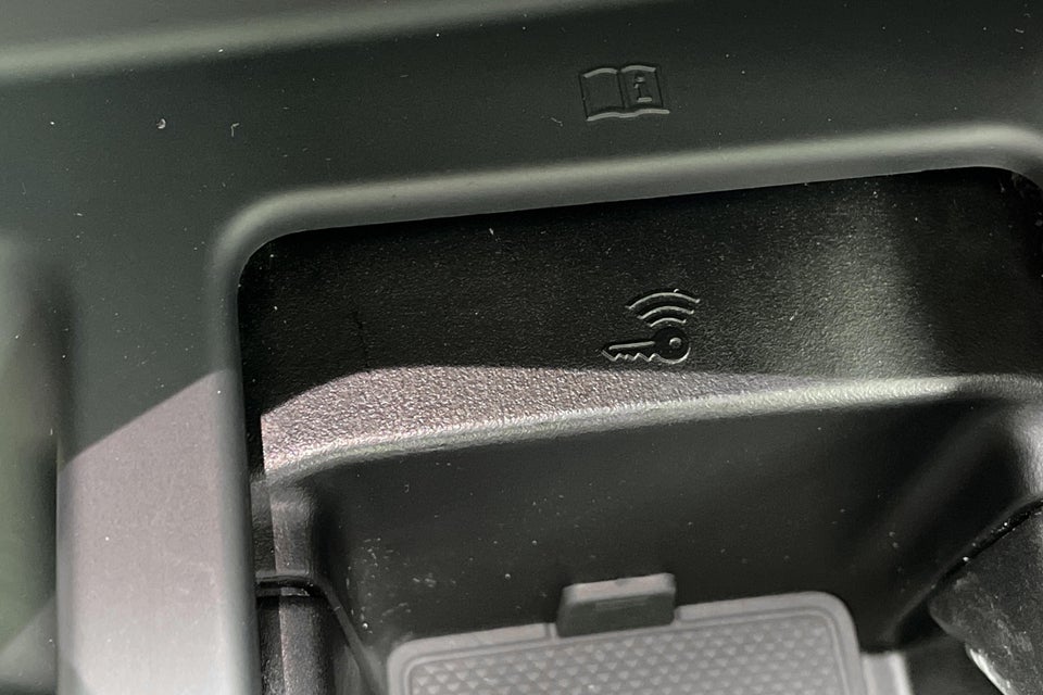 Audi SQ8 e-tron quattro 5d