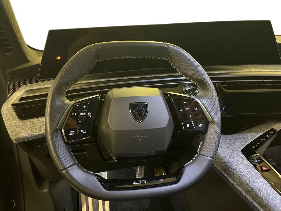 Peugeot e-5008 77 GT Pack 7prs 5d