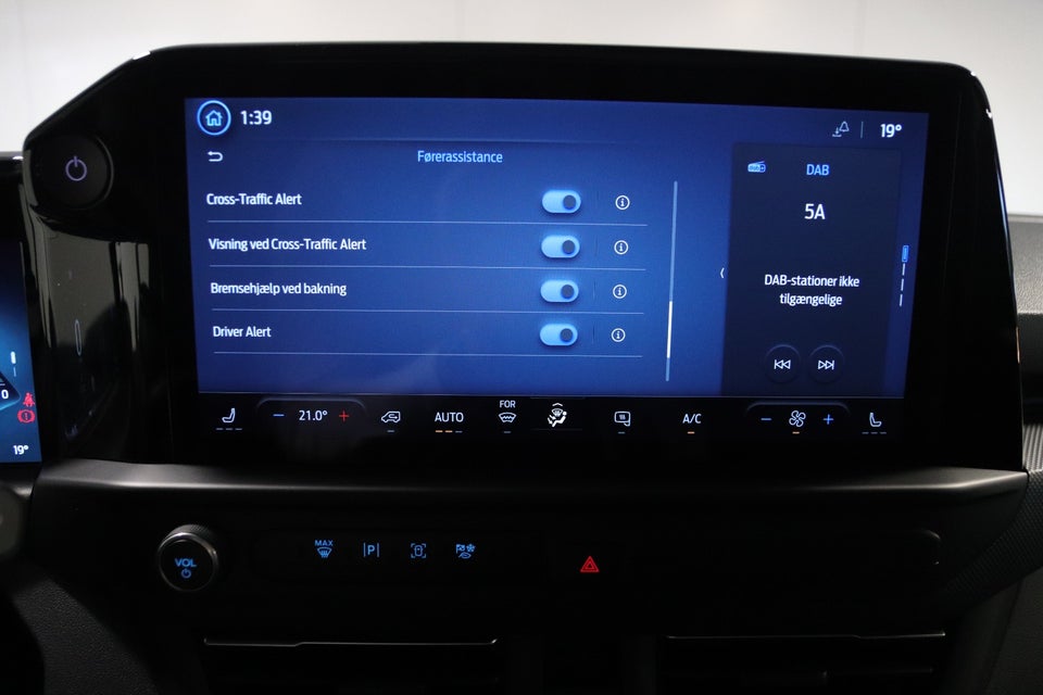 Ford E-Transit Custom 340L 64 Limited