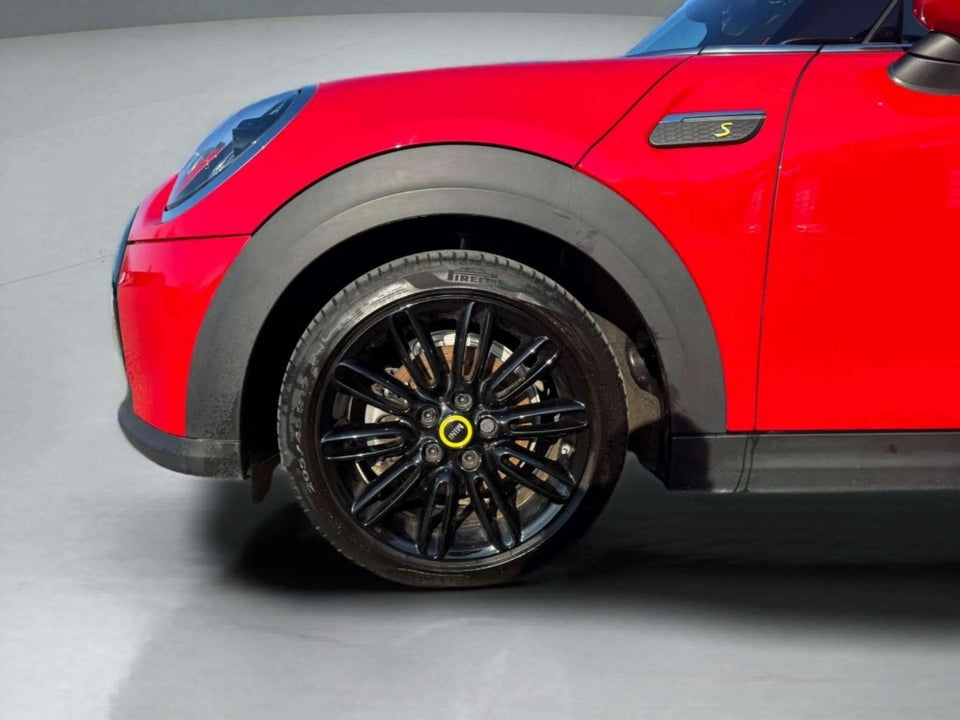 MINI Cooper SE Younique Trim 3d