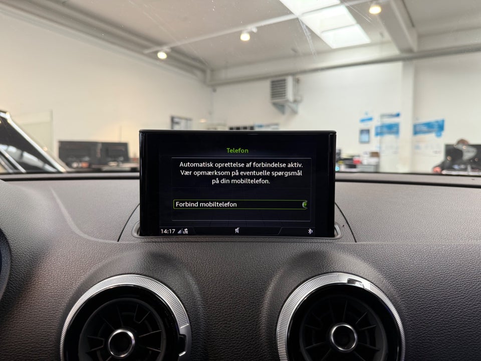 Audi A3 1,4 e-tron S-line Sportback S-tr. 5d