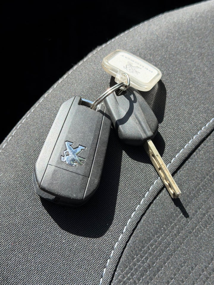 Peugeot 208 1,0 VTi Access Air 5d