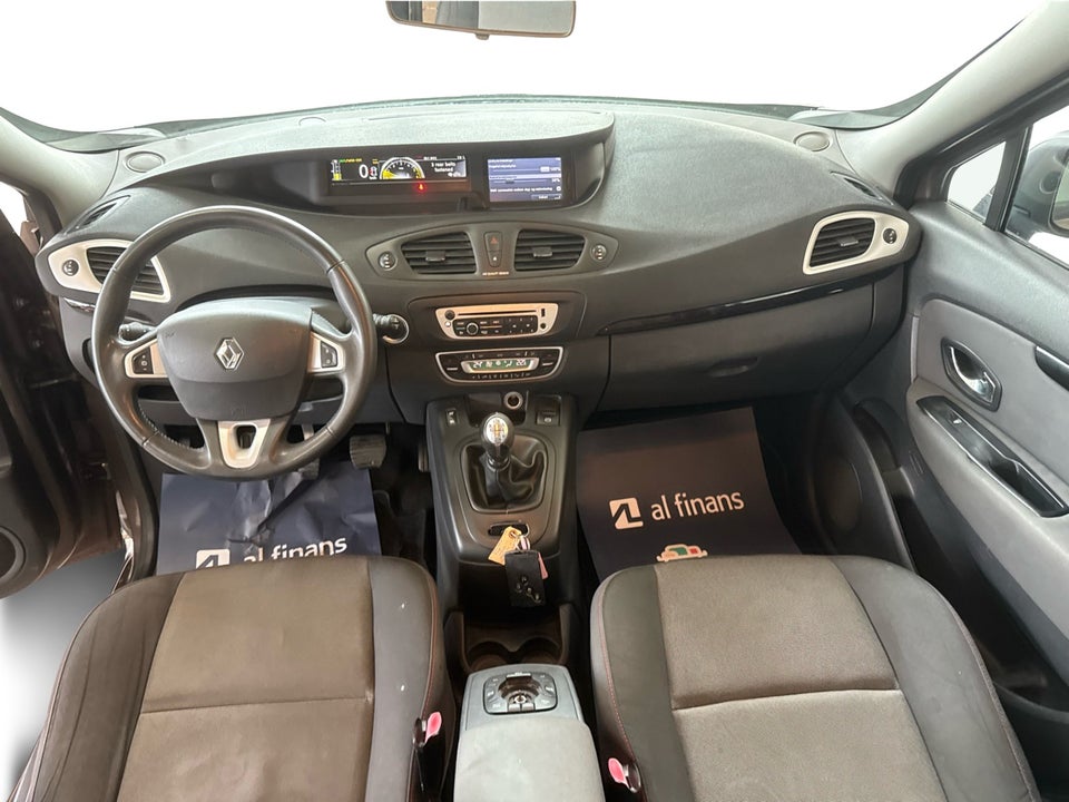 Renault Grand Scenic III 1,6 dCi 130 Expression 7prs 5d