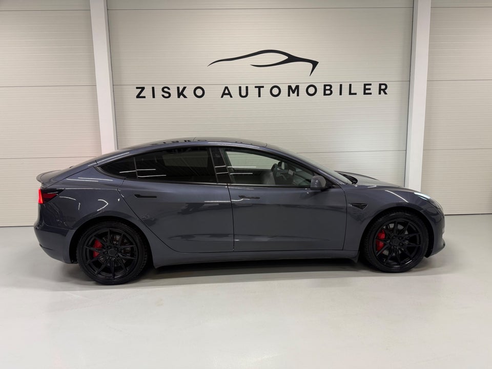 Tesla Model 3 Performance AWD 4d