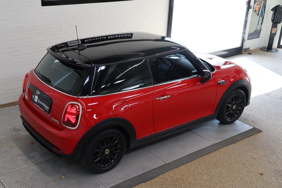 MINI Cooper SE Classic Trim 3d